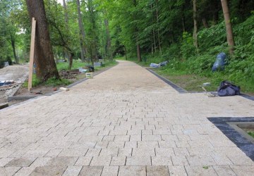 Park Słotwiński pięknieje z dnia na dzień