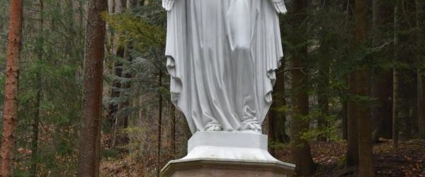 Leśne Sanktuarium Matki Bożej Łaskawej Królowej Krynickich Zdrojów